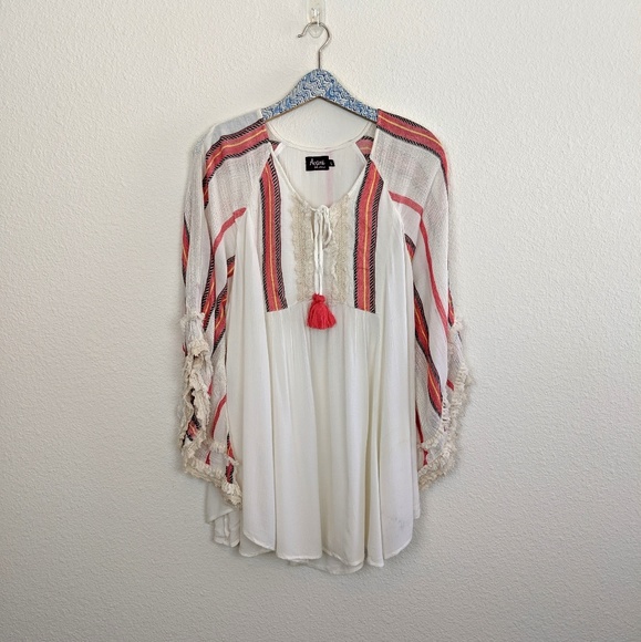 Avani del Amour Tops - 🌻 Avani del Amour Boho Peasant Tassel Blouse